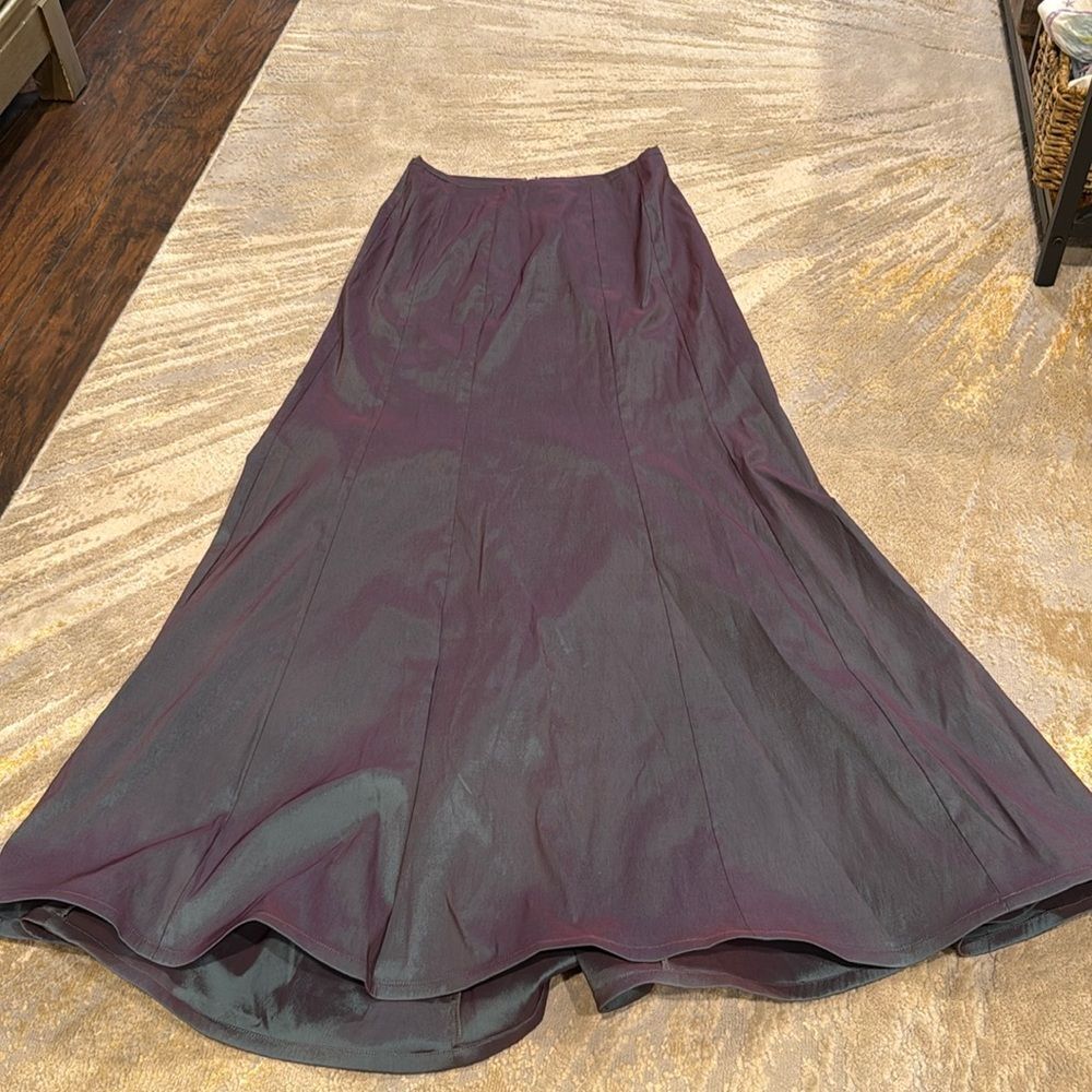 TADASHI SHOJI Purple blue color switching A-Line Maxi Skirt Size 8 has‎ stretch